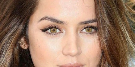 Ana de Armas eyes up close photos