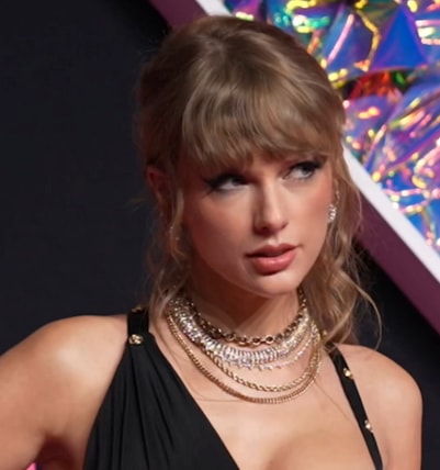 Taylor Swift eyes color