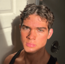 Cavicular eyes color