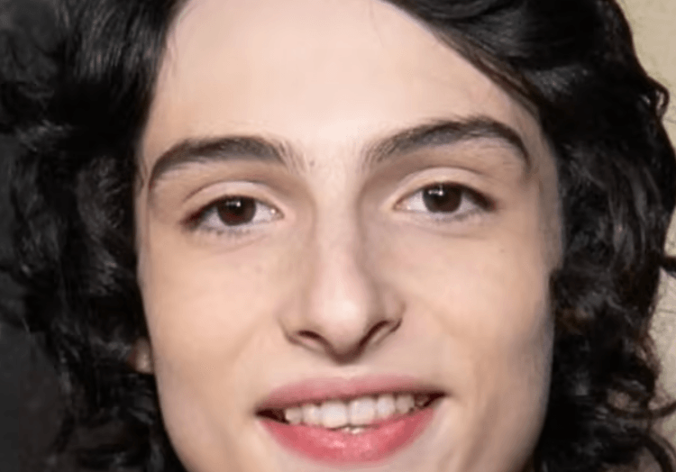 finn wolfhard eyes on close