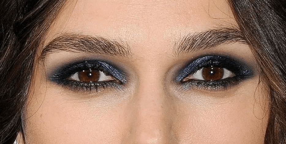 Keira-Knightley eyes on close