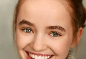 Nell Fisher eyes color