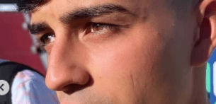 Pedri eyes color on light
