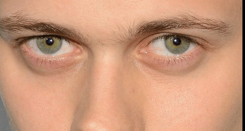 Bill Skarsgård eyes up close photos