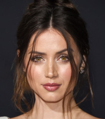 Anna de Armas eyes color