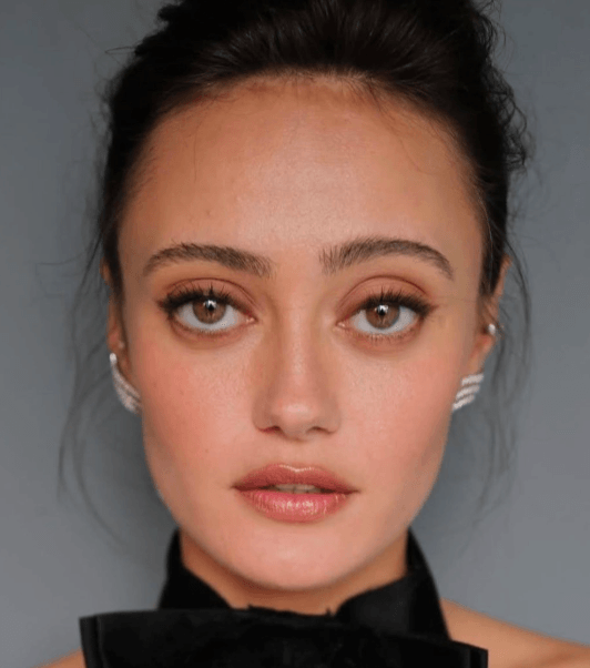 Ella Purnell eyes color